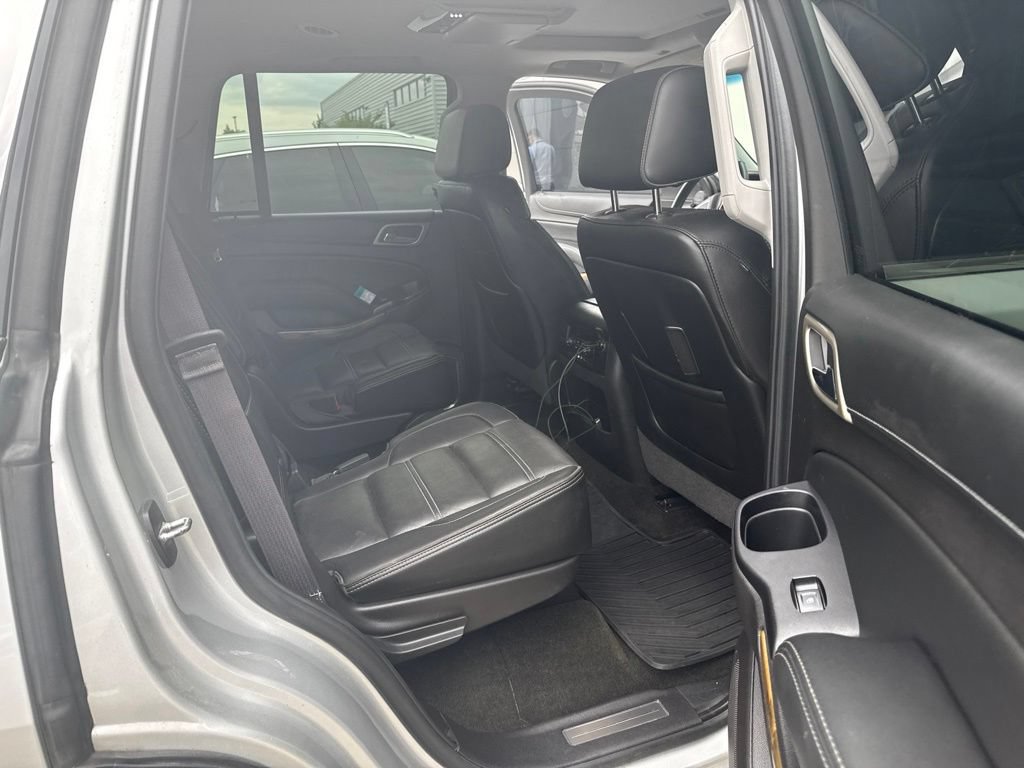 Used 2016 GMC Yukon Denali w/ Open Road Package AWD/4WD image 19