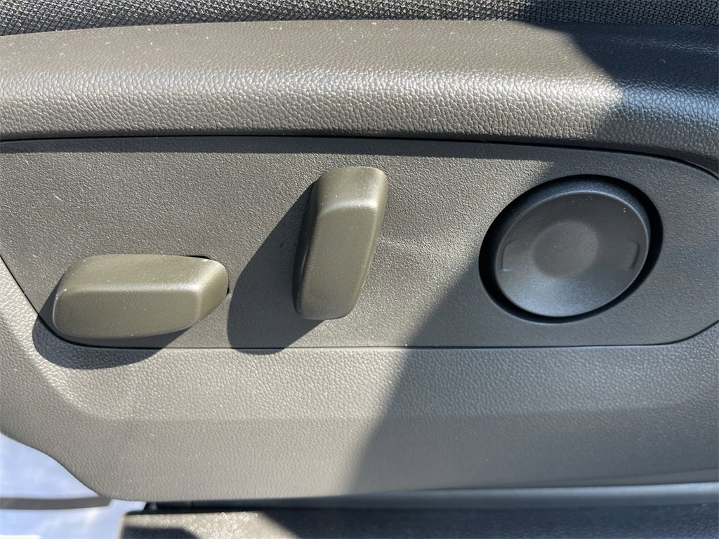 New 2025 Chevrolet Silverado 1500 LT w/ Z71 Off-Road Package image 12