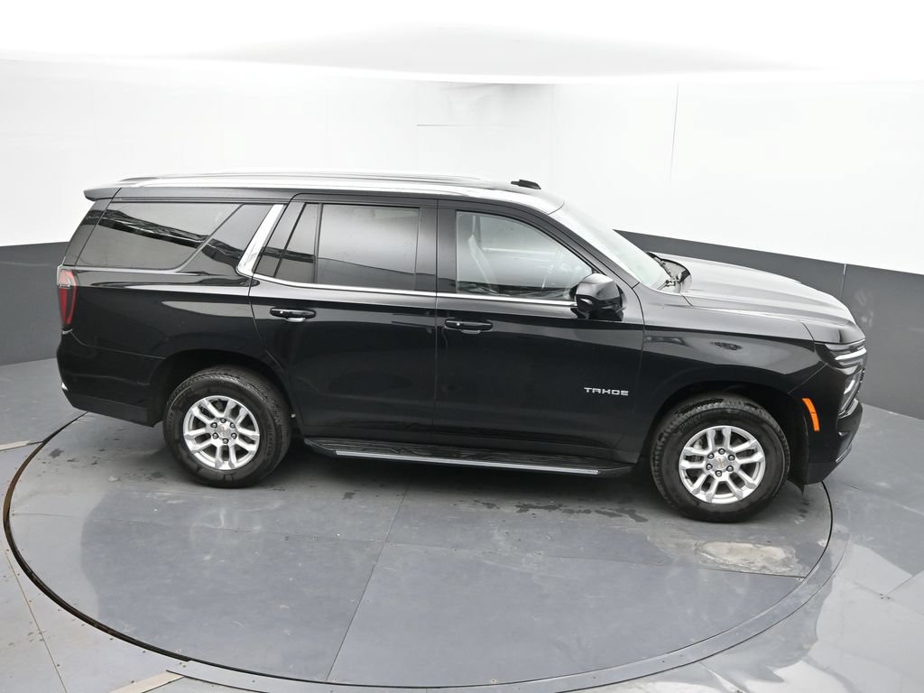 Used 2025 Chevrolet Tahoe LT AWD/4WD image 14