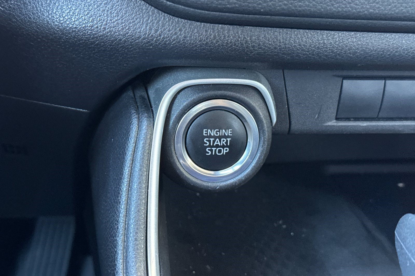 Used 2025 Toyota Grand Highlander FWD image 17