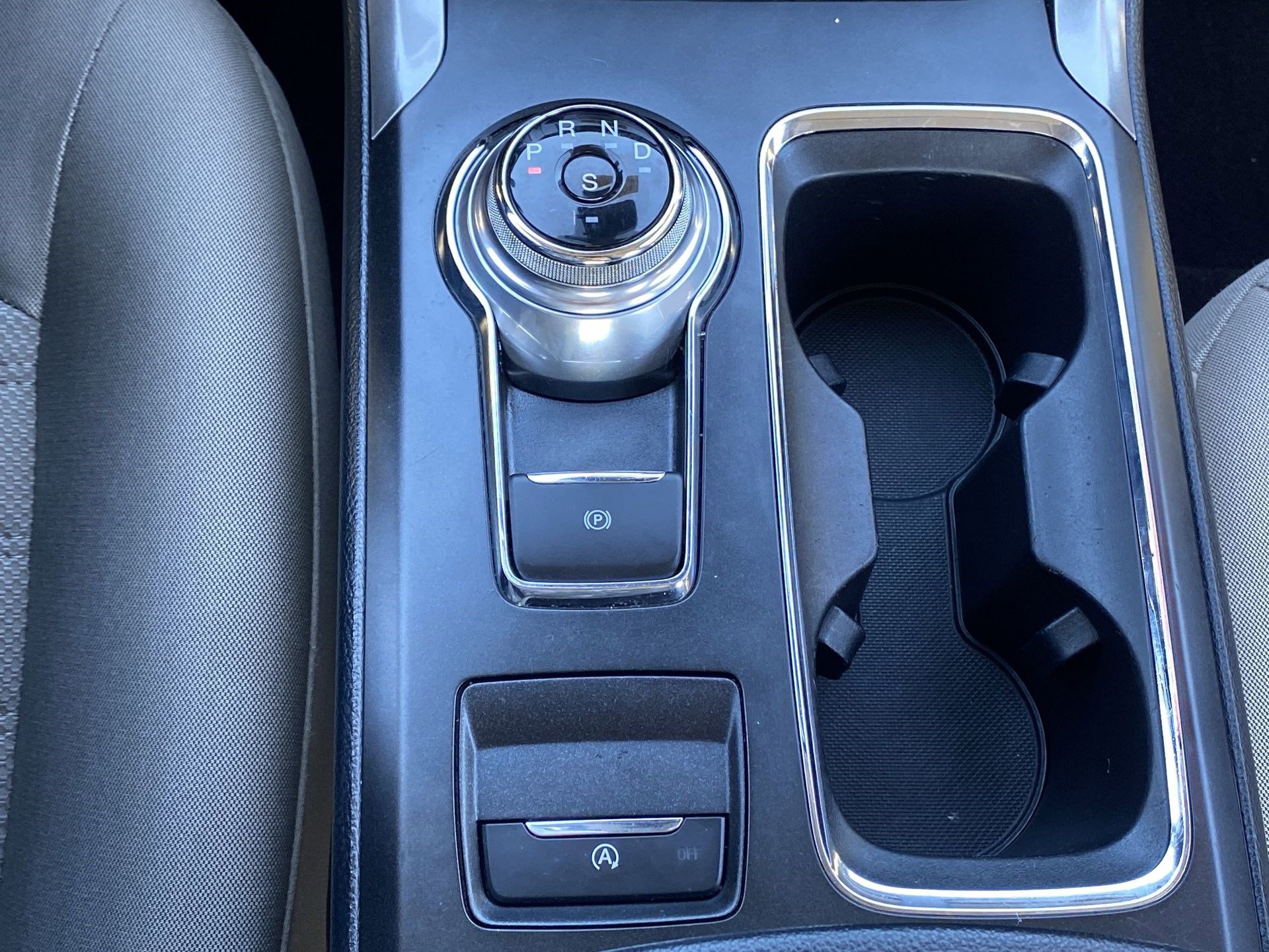 Used 2019 Ford Fusion SE image 19