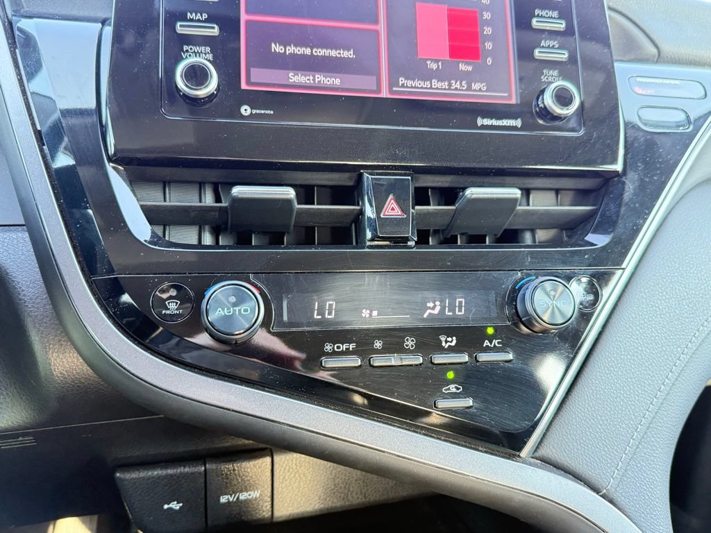 Used 2024 Toyota Camry SE FWD image 17