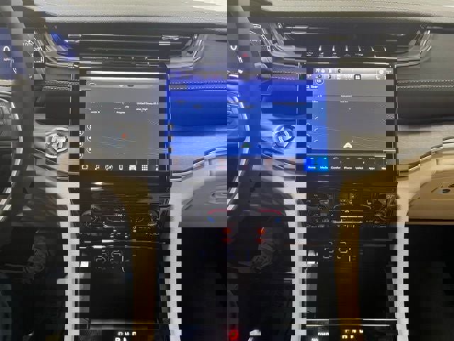 New 2025 Jeep Grand Cherokee Limited w/ Trailer Tow Package image 23