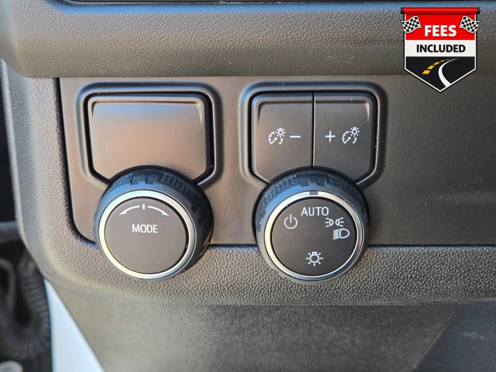 Used 2023 Chevrolet Suburban Premier RWD image 31