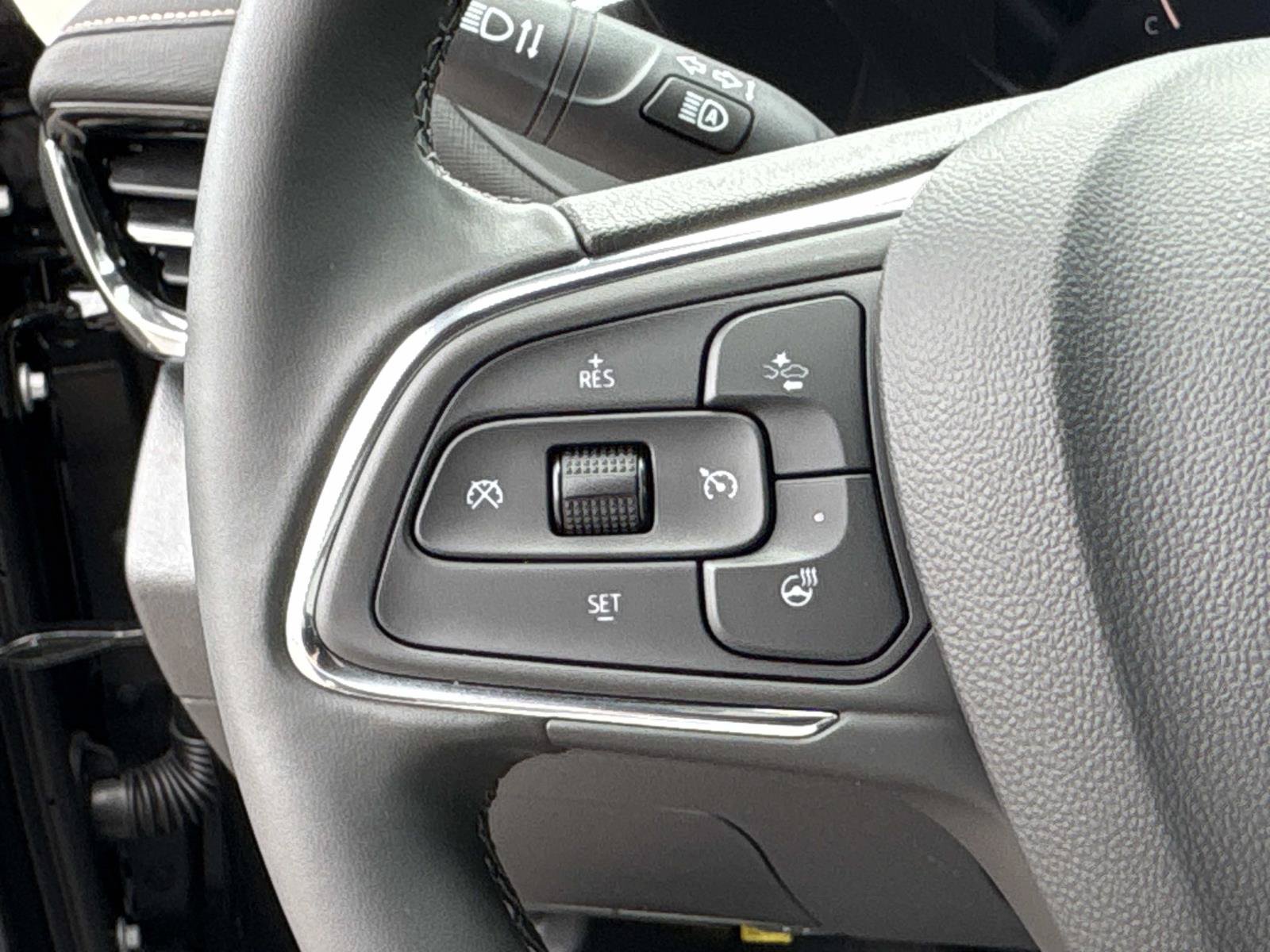 Used 2026 Buick Envista Avenir FWD image 18