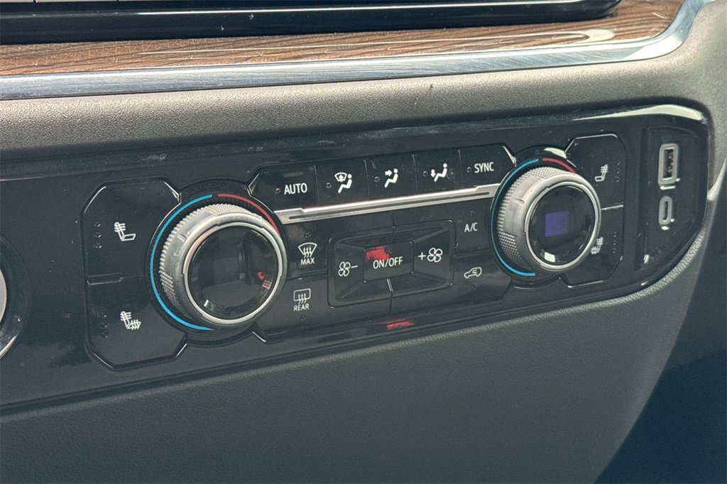 Used 2024 Chevrolet Silverado 1500 RST image 18