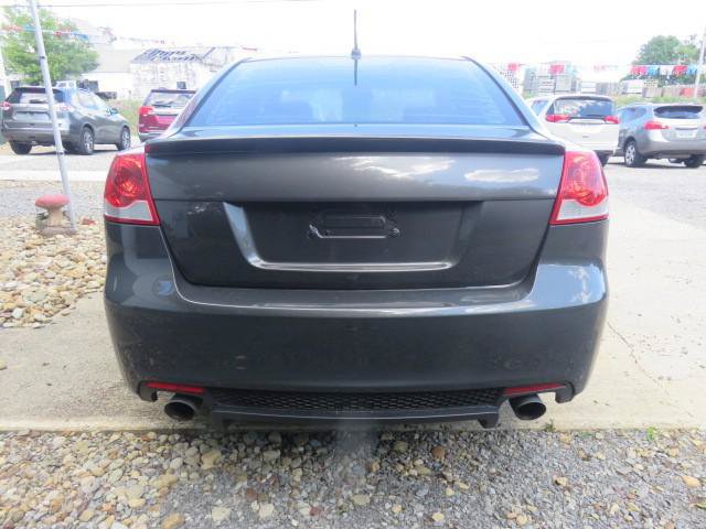 Used 2009 Pontiac G8 w/ Premium Package RWD image 6