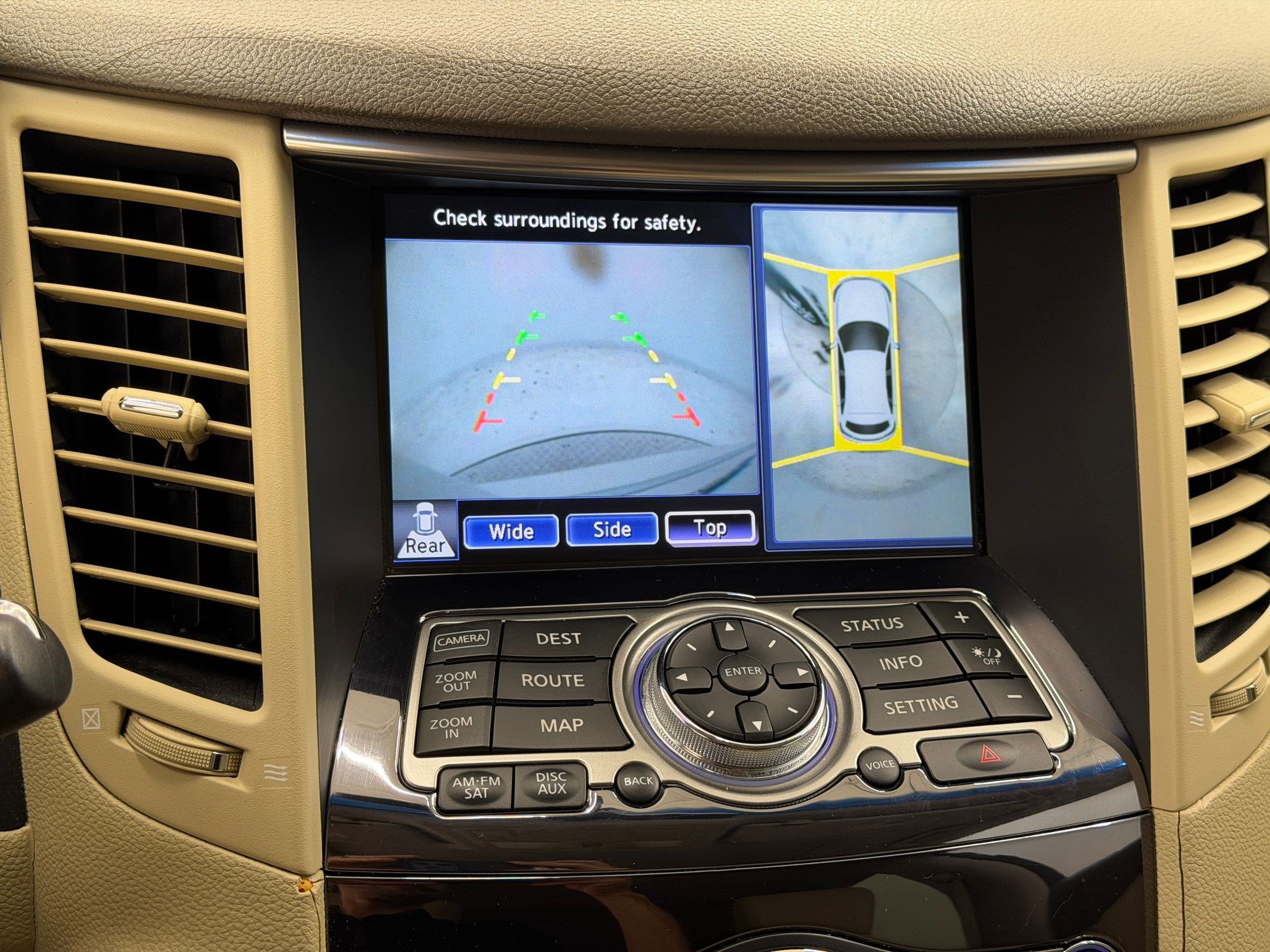 Used 2011 INFINITI FX35 AWD w/ Premium Pkg image 22