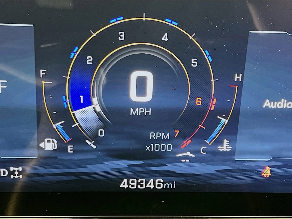 Used 2025 Chevrolet Traverse RS w/ LPO, Floor Liner Package AWD/4WD image 12