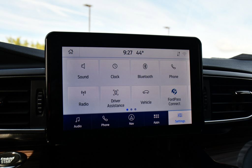 Used 2024 Ford Explorer Limited AWD/4WD image 35