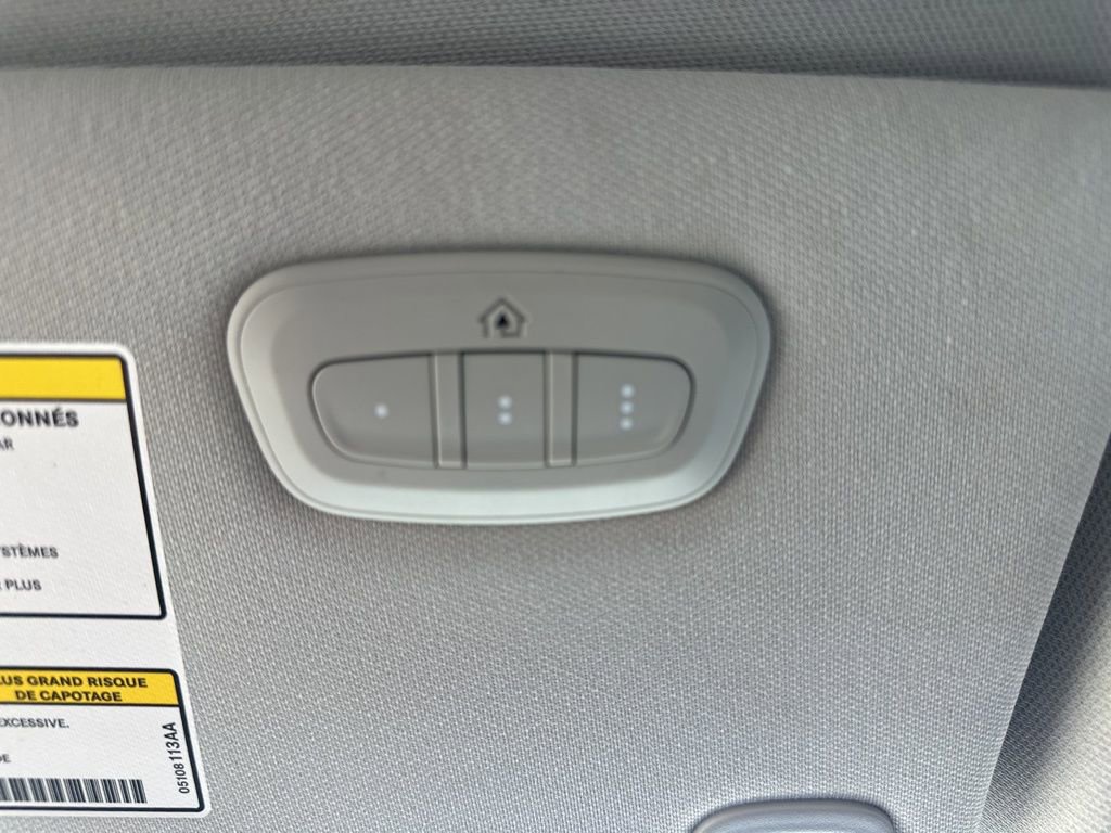 Used 2019 Jeep Cherokee Limited image 25