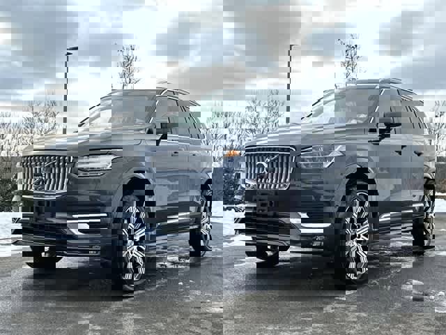 Used 2025 Volvo XC90 B6 Ultra image 32