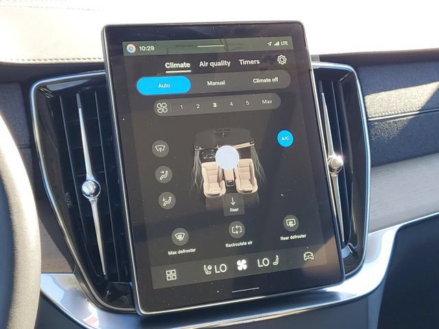 New 2027 Volvo XC90 B6 Plus AWD/4WD image 31
