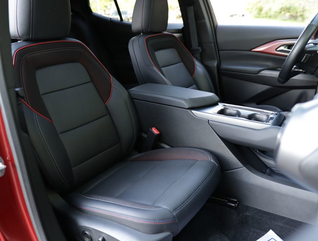 Used 2024 Chevrolet Equinox EV RS w/ Active Safety Package 3 FWD image 35