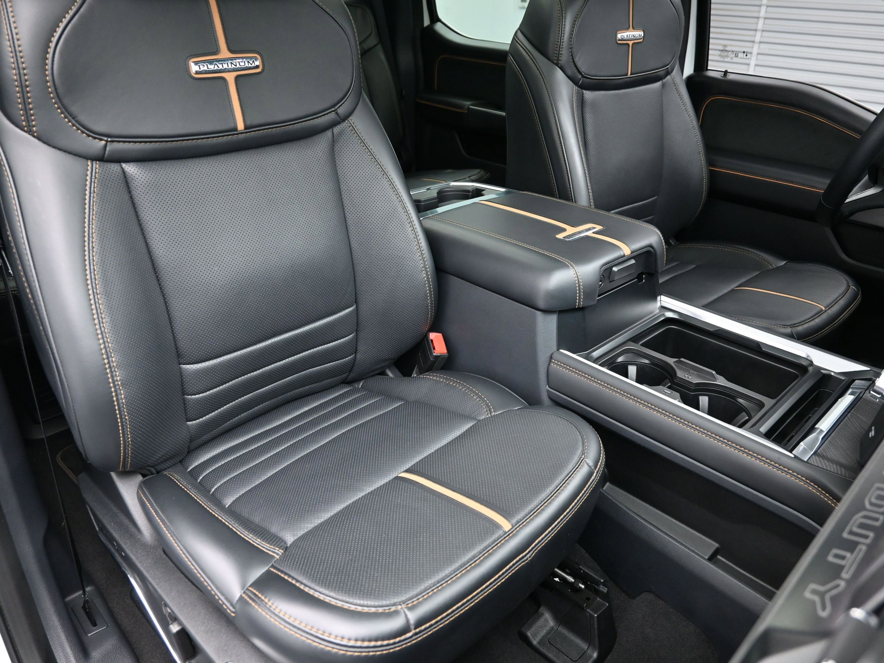 Used 2024 Ford F250 Platinum w/ Tremor Off-Road Package image 44