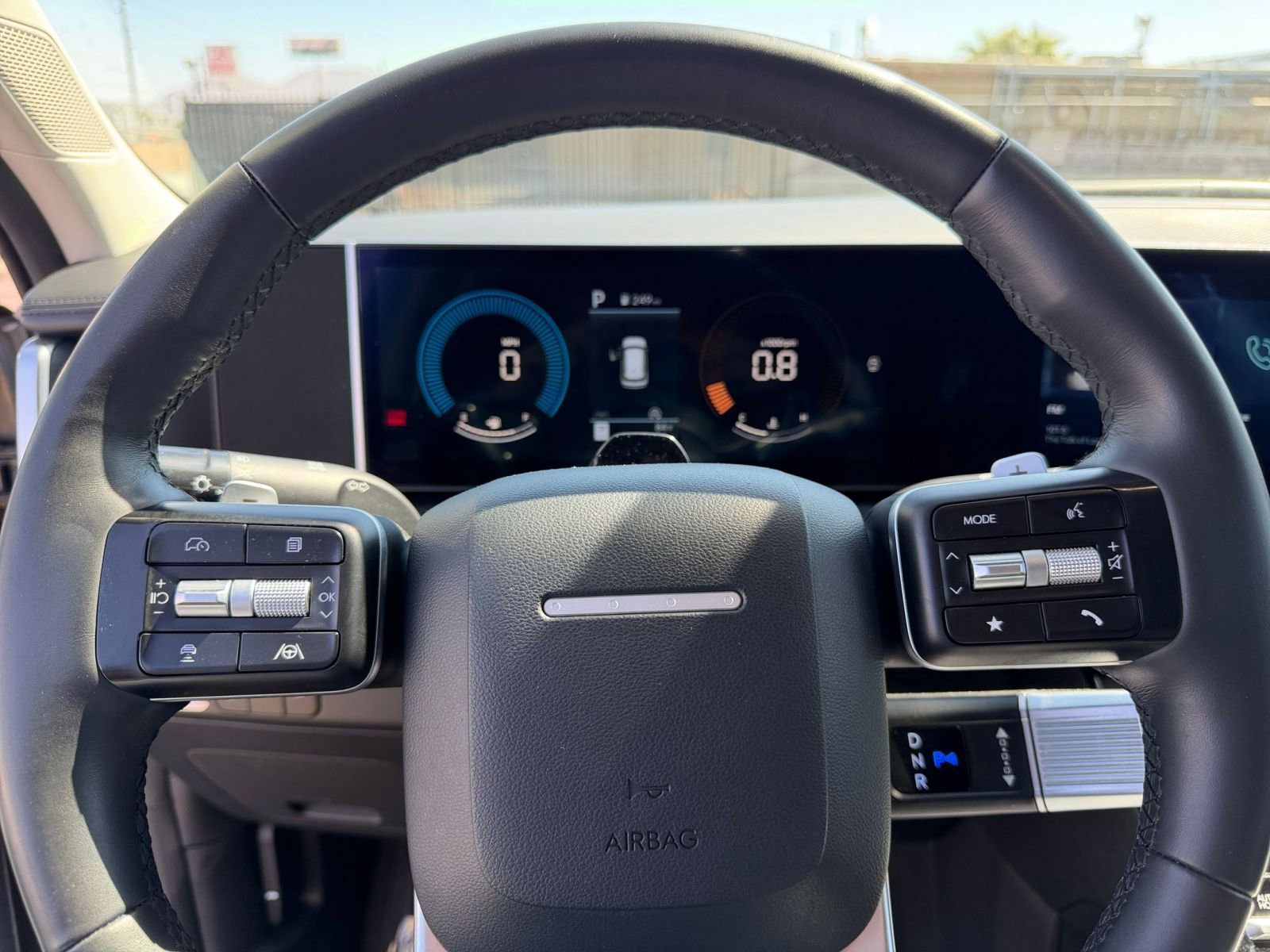 Used 2025 Hyundai Santa Fe SEL image 29