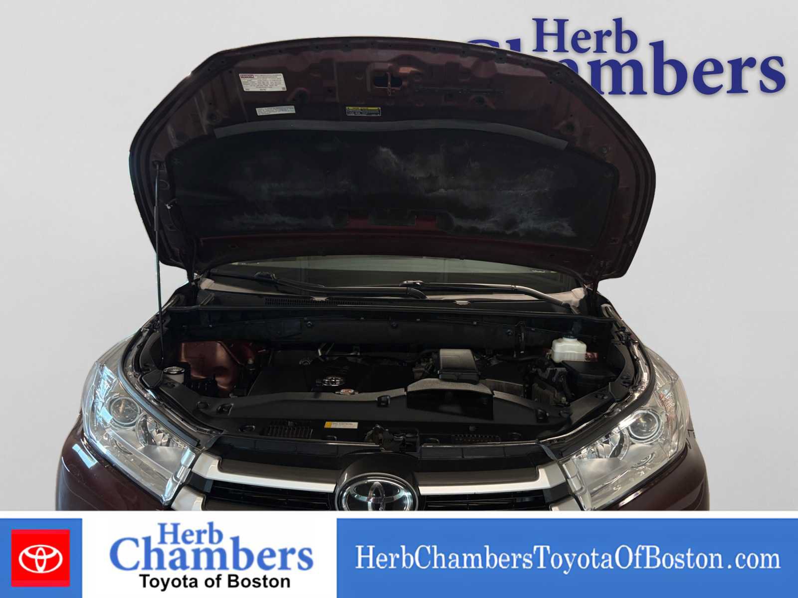 Used 2019 Toyota Highlander XLE AWD/4WD image 13