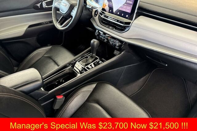 Used 2024 Jeep Compass Limited image 13