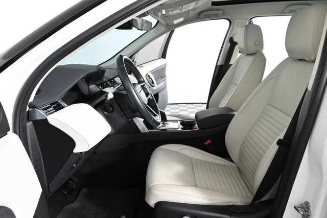 Used 2022 Land Rover Discovery Sport SE image 23