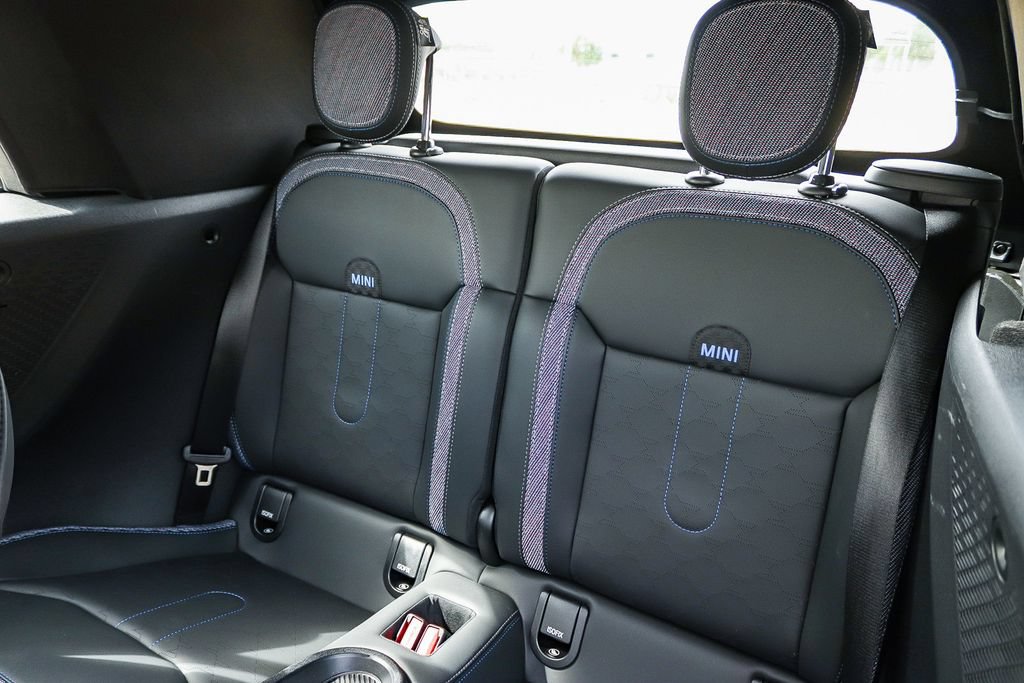 Used 2026 MINI Cooper S FWD image 34