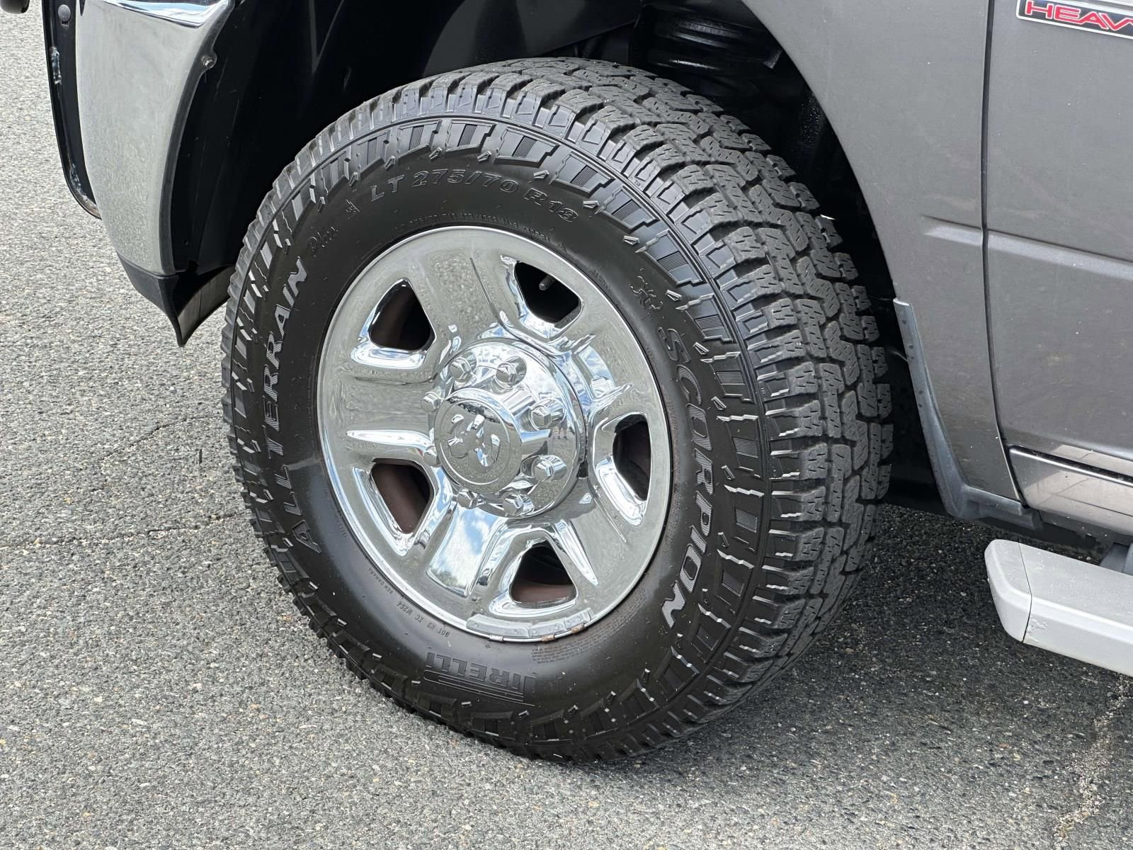 Used 2015 RAM 2500 Tradesman w/ Chrome Appearance Group AWD/4WD image 8