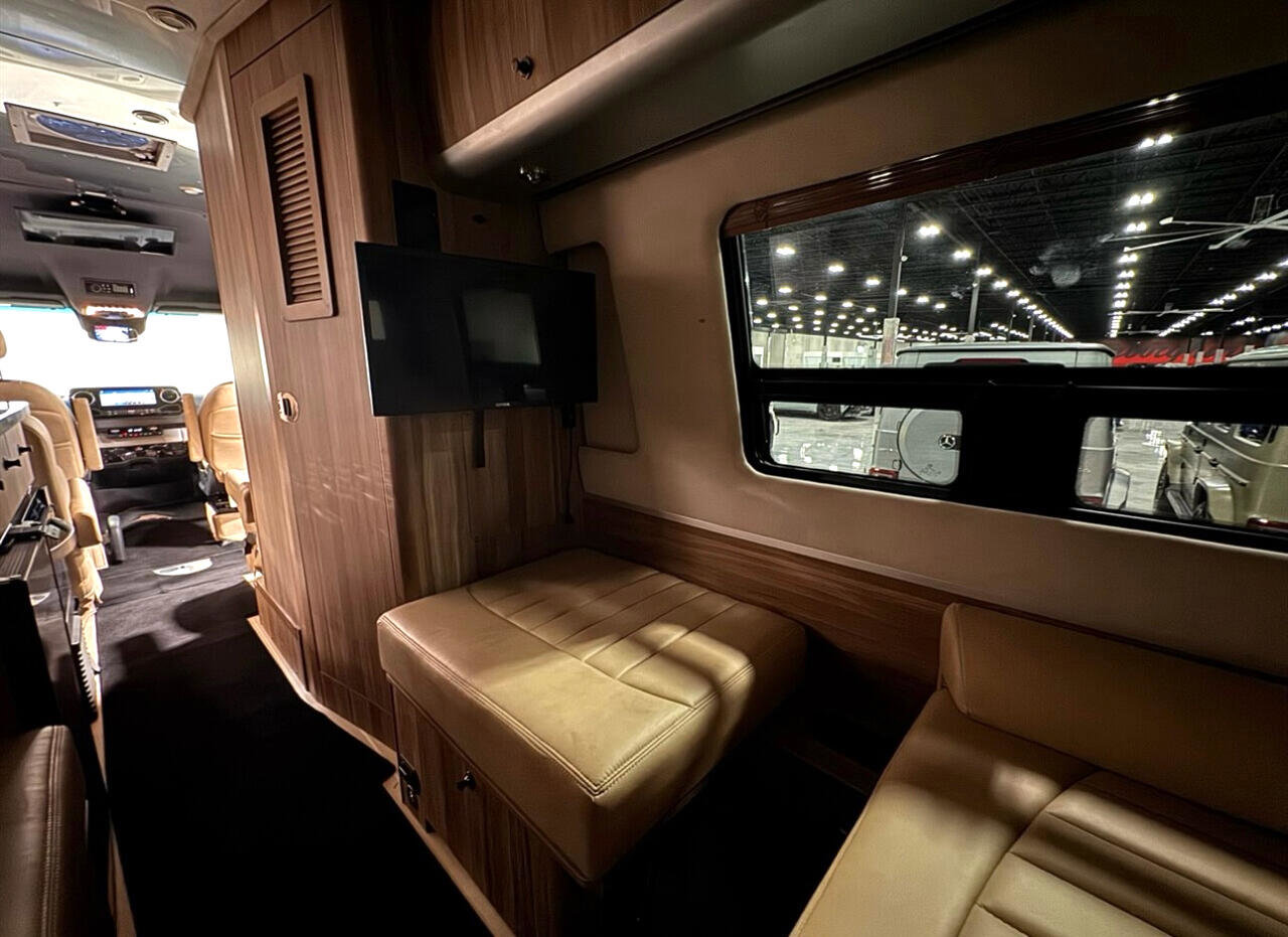 Used 2022 Mercedes-Benz Sprinter 3500 image 13