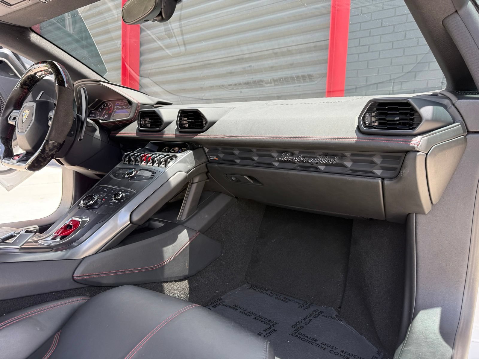Used 2015 Lamborghini Huracan LP 610-4 AWD/4WD image 30