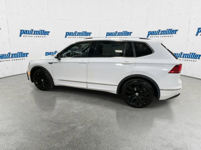 Used 2018 Volkswagen Tiguan SEL Premium w/ R-Line Package AWD/4WD image 7