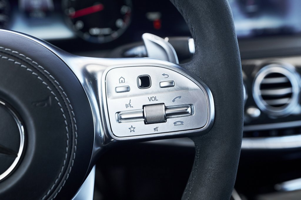 Used 2020 Mercedes-Benz S 63 AMG 4MATIC Sedan image 39