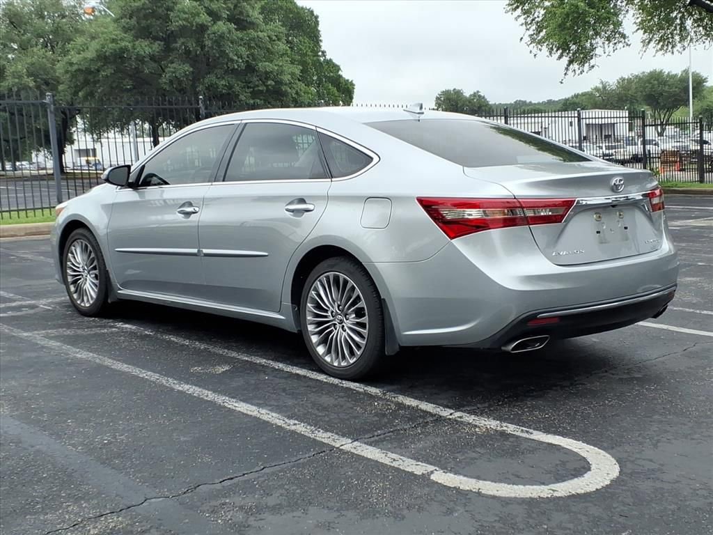 Used 2016 Toyota Avalon Limited w/ Toyota Safety Sense Package FWD image 6