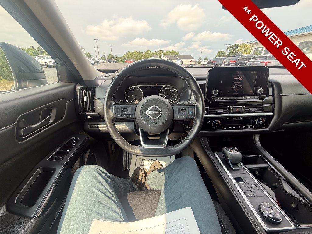 Used 2023 Nissan Pathfinder SV w/ Cargo Package AWD/4WD image 15