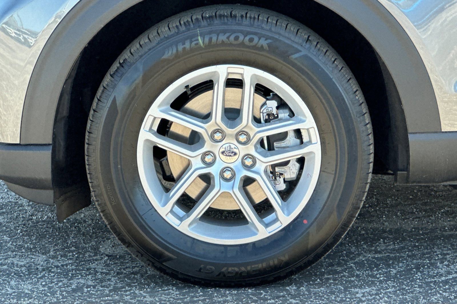 New 2026 Ford Explorer Active image 26