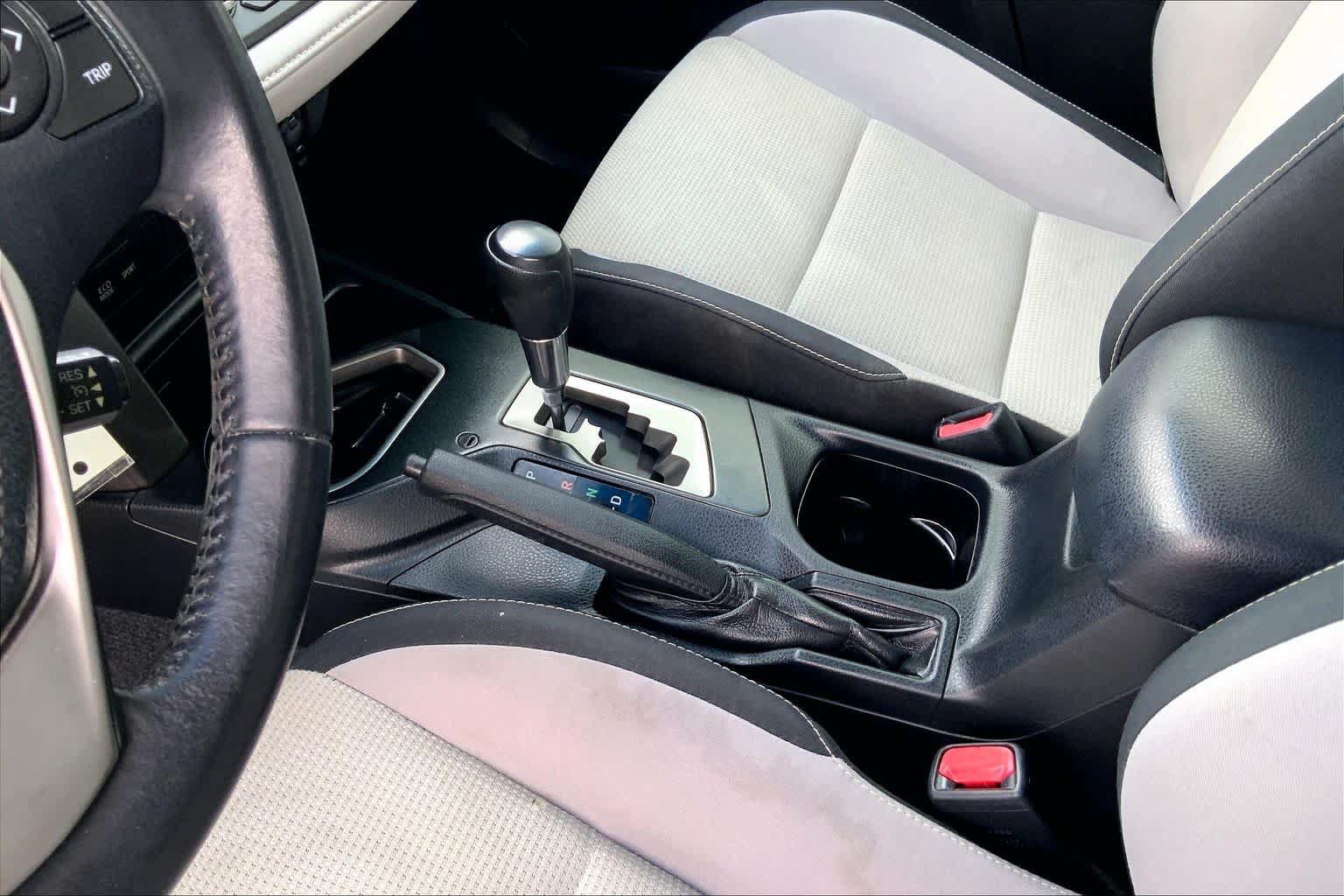 Used 2016 Toyota RAV4 XLE FWD image 17