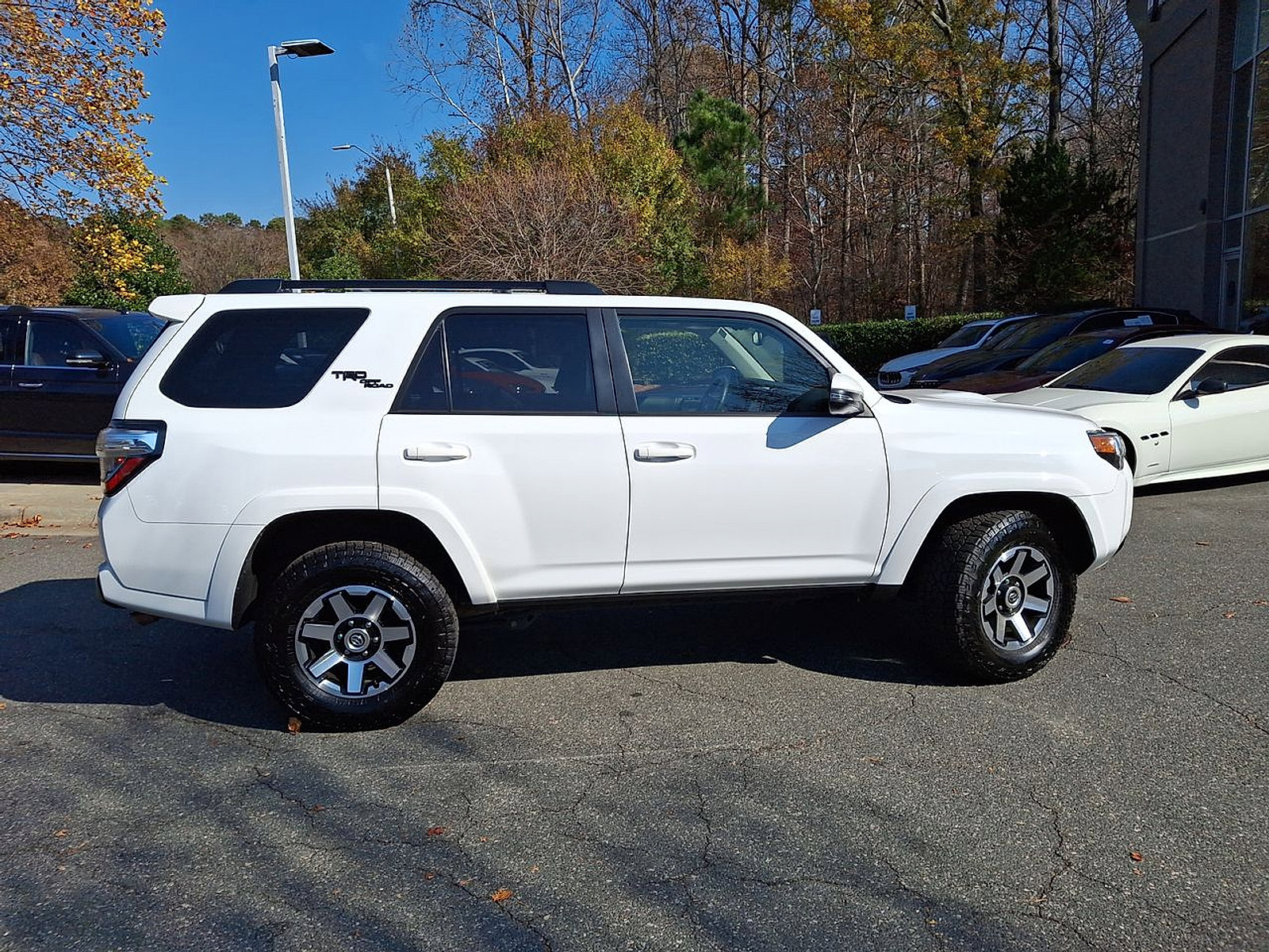 Used 2023 Toyota 4Runner TRD Off-Road Premium image 9