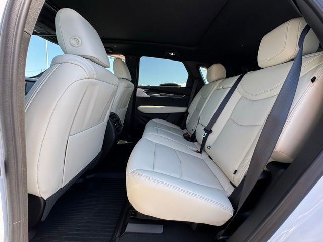 New 2025 Cadillac XT5 Sportv w/ LPO, Floor Liner Package image 36
