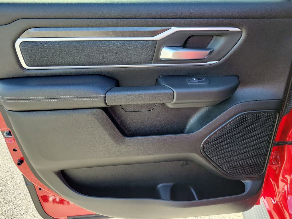 Used 2020 RAM 1500 Big Horn AWD/4WD image 9