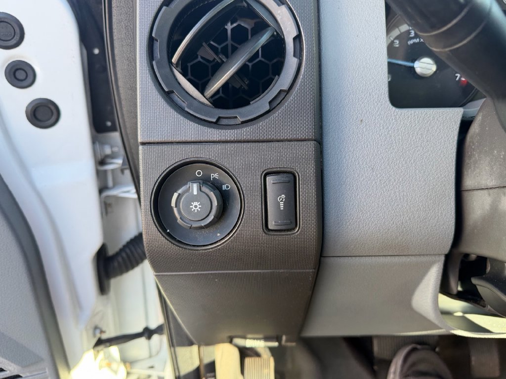 Used 2015 Ford F250 XL RWD image 18