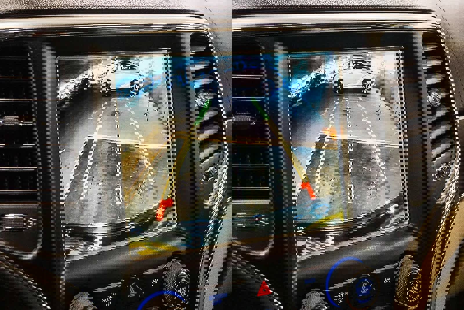 Used 2017 Jeep Grand Cherokee Overland image 23