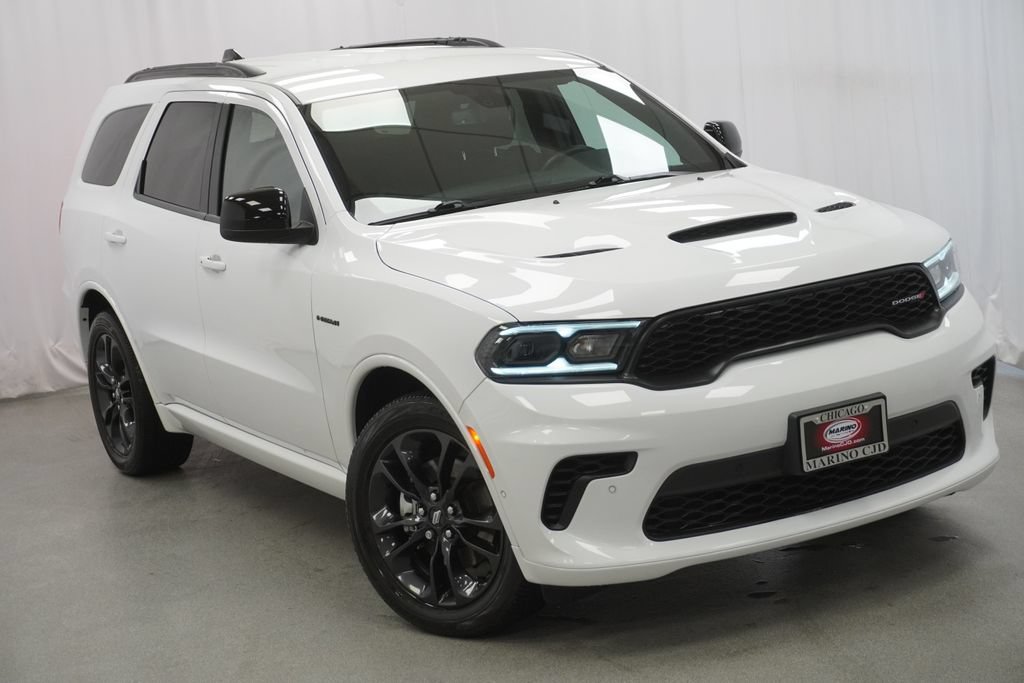 Certified 2023 Dodge Durango R/T w/ Blacktop Package AWD/4WD image 9