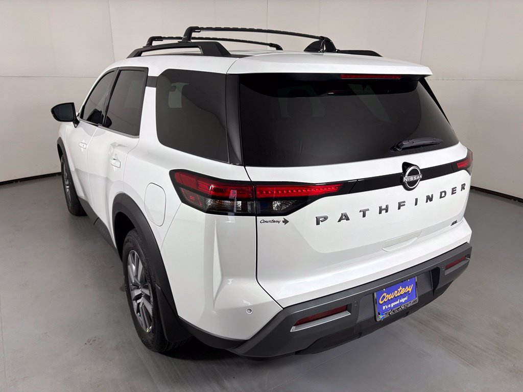 New 2026 Nissan Pathfinder SL FWD image 7