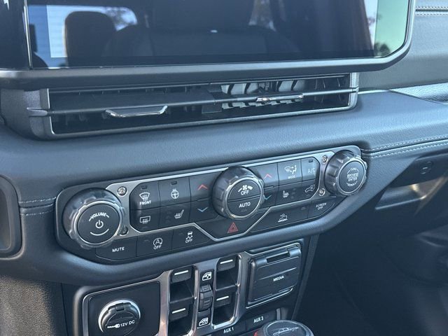 New 2026 Jeep Gladiator Mojave image 25