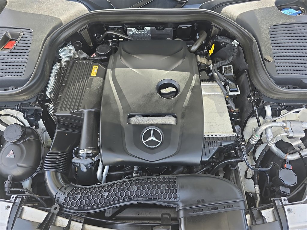 Used 2017 Mercedes-Benz GLC 300 4MATIC image 35