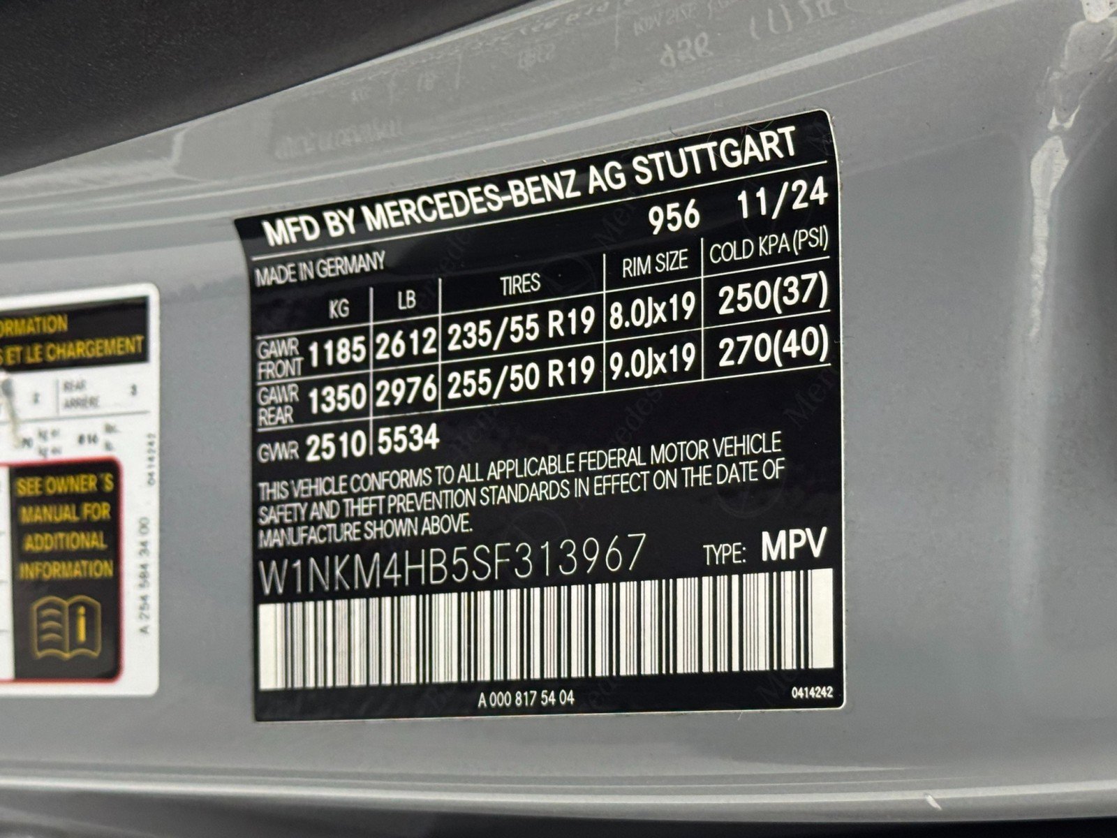 Used 2025 Mercedes-Benz GLC 300 4MATIC w/ AMG Line image 49