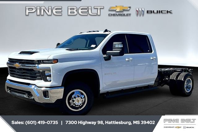 New 2026 Chevrolet Silverado 3500 LT w/ Convenience Package image 2