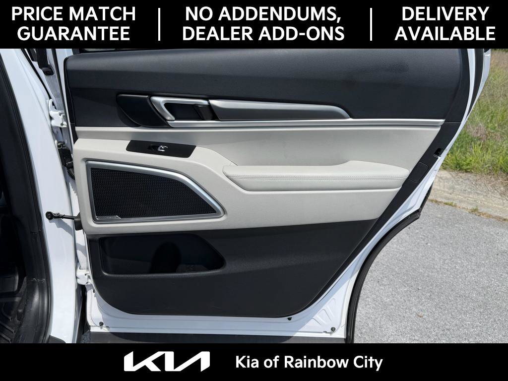 Used 2022 Kia Telluride S FWD image 19