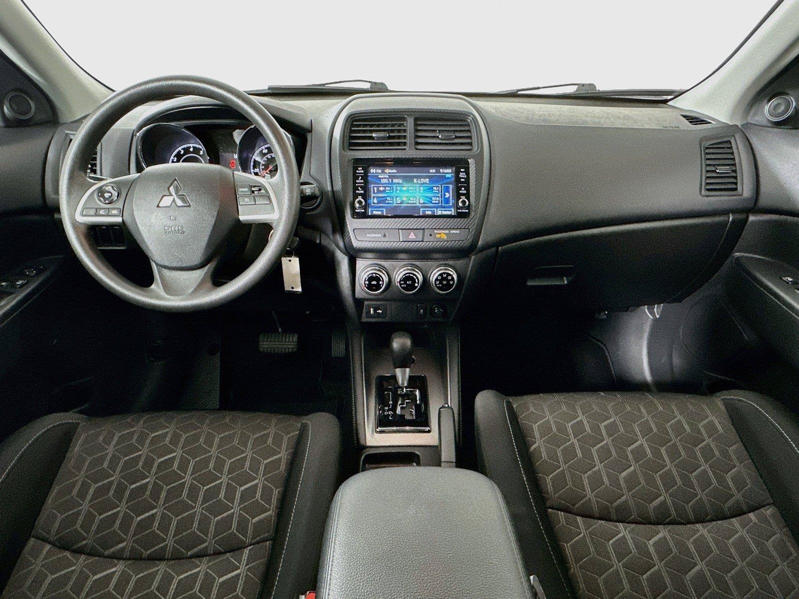 Used 2025 Mitsubishi Outlander Sport ES AWD/4WD image 29