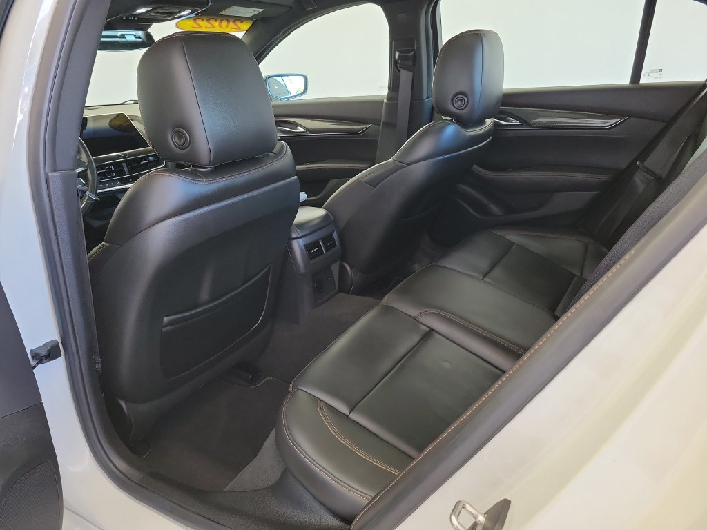 Used 2022 Cadillac CT5 V RWD image 13