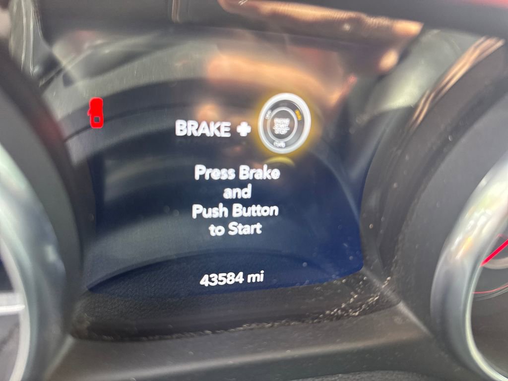 Used 2021 Jeep Gladiator Rubicon w/ Cold Weather Group AWD/4WD image 9