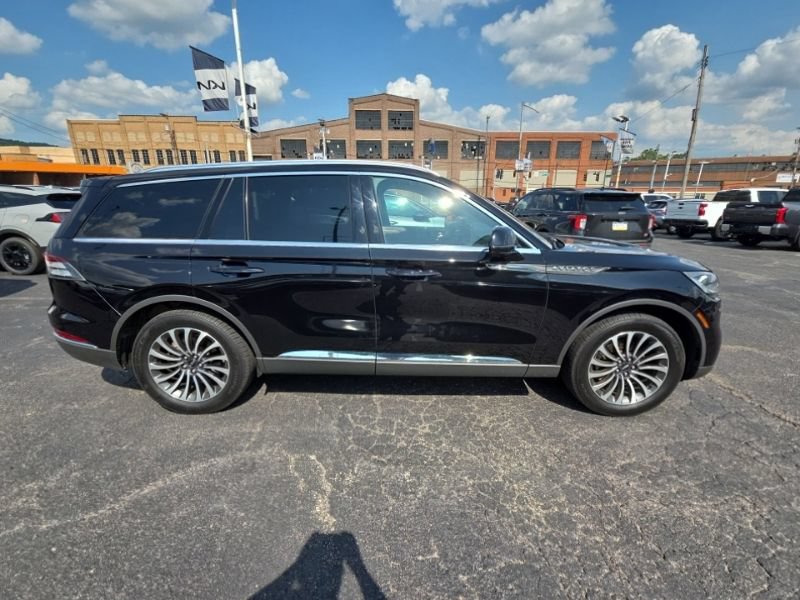 Used 2022 Lincoln Aviator Reserve w/ Elements Package Plus AWD/4WD image 8