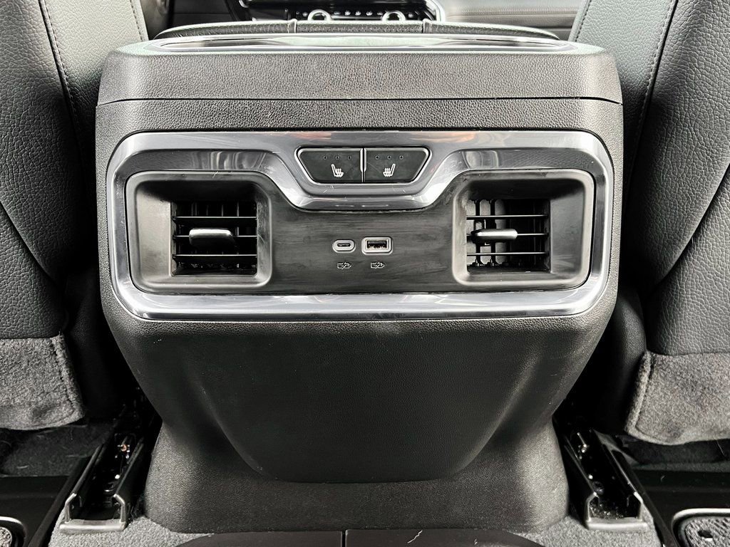Used 2025 GMC Sierra 2500 Denali image 21